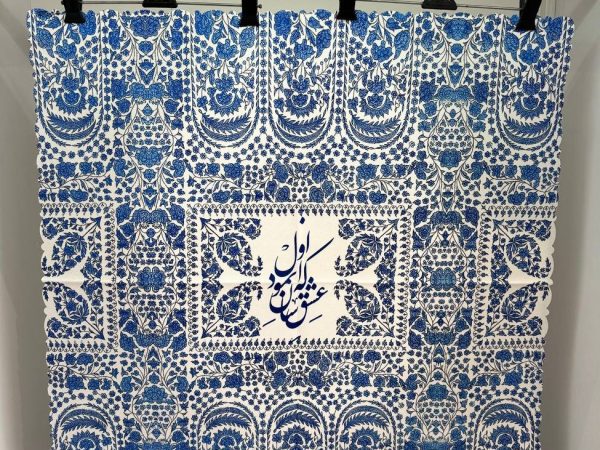 رومیزی مربع طرح قلم آبی