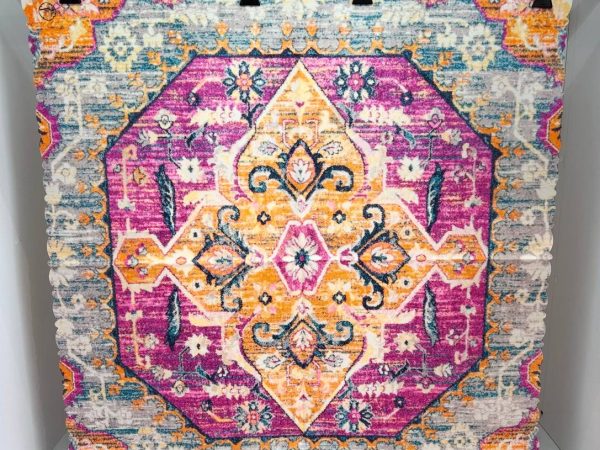 رومیزی مربع طرح یاسمینا