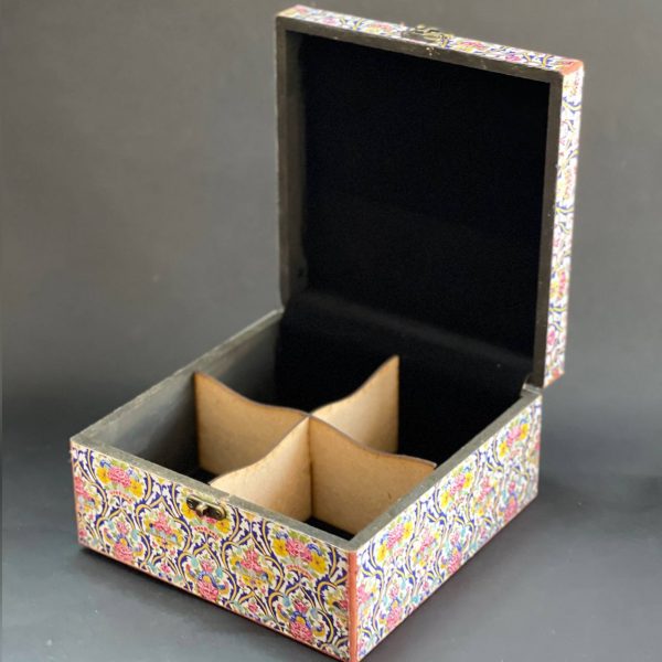 جعبه چوبی