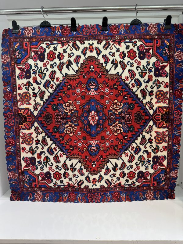 رومیزی مربع طرح یادگار