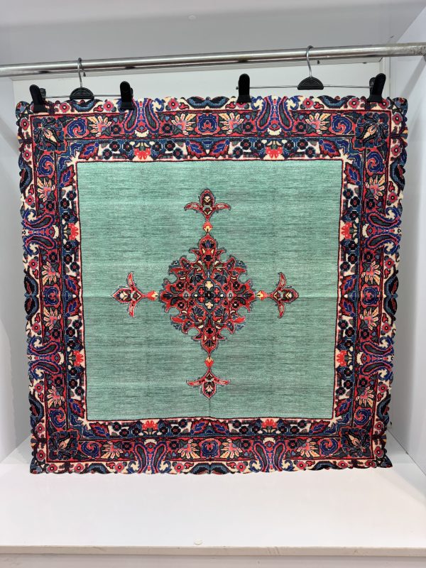 رومیزی مربع طرح صنم