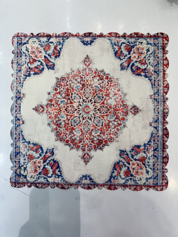 رومیزی عسلی طرح سپیدار
