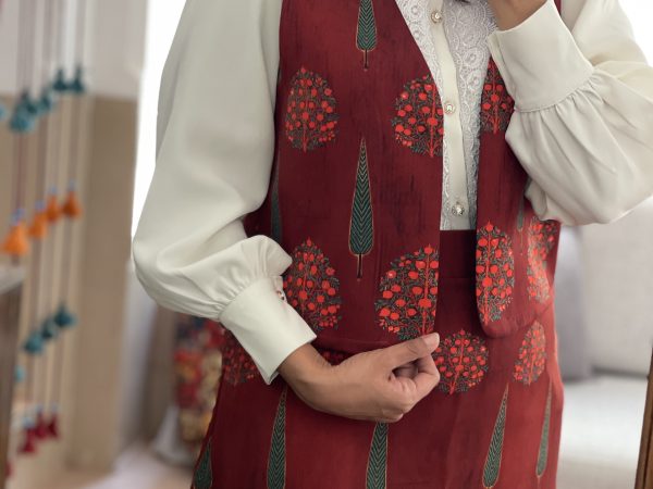 جلیقه طرح نارملا زرشکی
