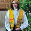 جلیقه طرح حاشیه گل زرد